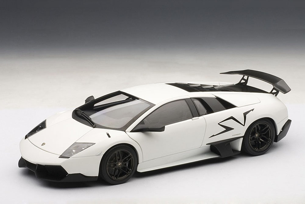 Lamborghini Murcielago lp670 4 SV белая